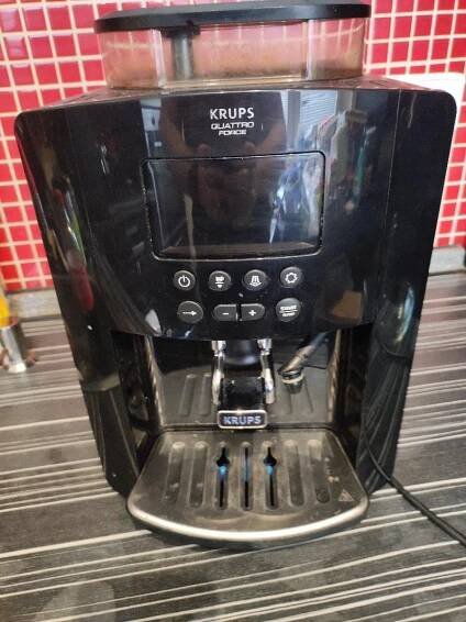 Krups EA81 FDB145000P - Malé elektrospotřebiče