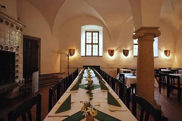 Restaurace Na Zámeckých Valech Náměšť nad Oslavou | Apetee