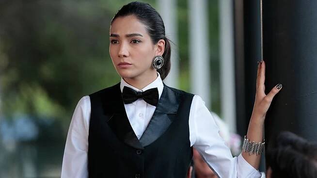 Na každém kroku - Güvenmek İstiyorum - Z filmu - Aybüke Pusat