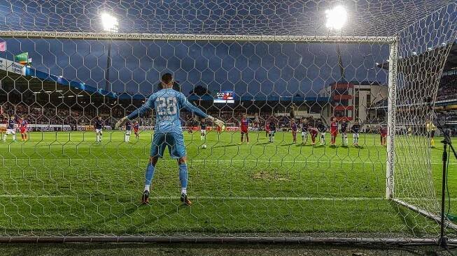 9. kolo FORTUNA:LIGY: FC Viktoria Plzeň - SK Slavia Praha 3:0