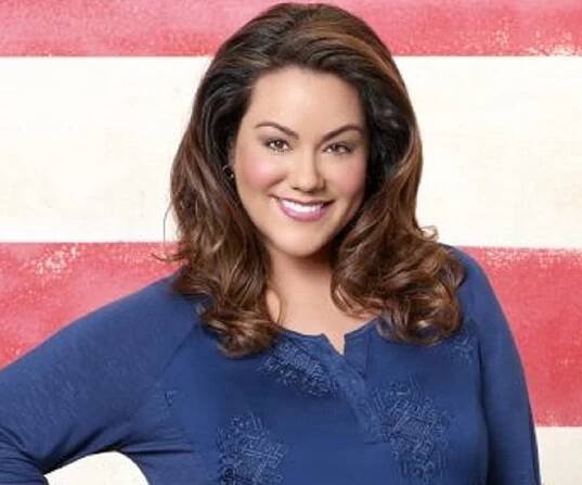 Katy Mixon - Bio, Facts, Family Life of Actress
