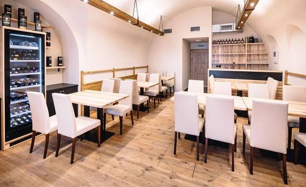 Morgan's Restaurant: Dbáme na kvalitu a servis, tyto prostory si to zaslouží... - OLOMOUC.CZ