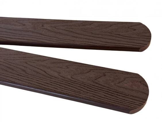 WPC plotovka Guttafence 3D oboustranný dřevodekor Guttafence WPC plotovka 3D s půlkulatou hlavou Barva oak brown Rozměr 71 x 11 x 1000 mm