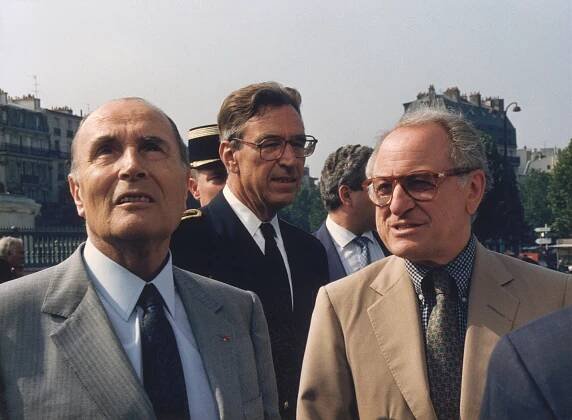 François Mitterrand and Pierre Bergé in the 1980s., © Droits Réservés