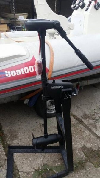 Elektromotor Haswing 65 Lb s Maximilizerem a Sklopnou Rukojetí 12V