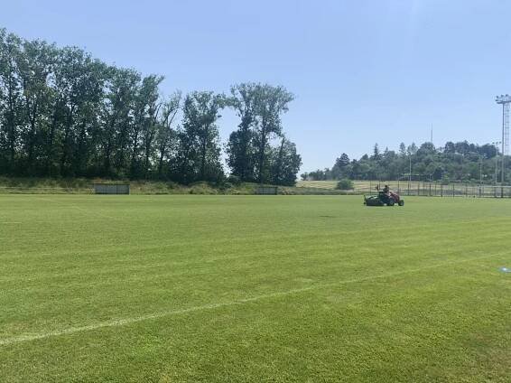 regenerace hřiště 20.-22.6.2022 | SK Pozořice