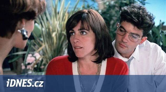 Být herečkou dříve znamenalo být trochu šlapka, vzpomíná Carmen Maura - iDNES.cz