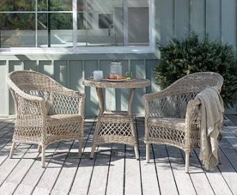 Balkonový stolek a zahradní křesla MAGLEBJERG