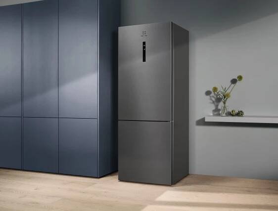 ELECTROLUX 600 TwinTech LNT6ME46X3