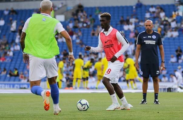 Soubor:BHA v FC Nantes pre season 03 08 2018-46 (42043982300).jpg