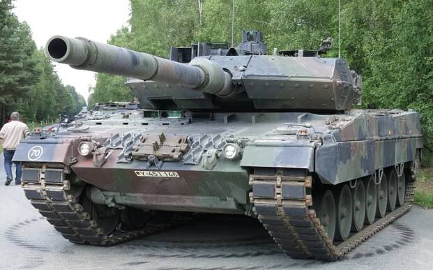 Německé tanky Leopard 2 budou vybaveny izraelským systémem aktivní ochrany Trophy