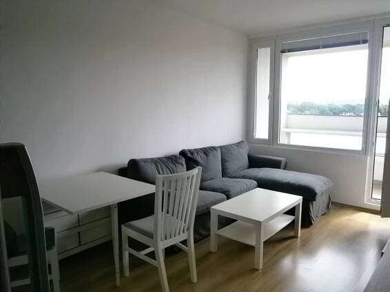Pronájem pěkného bytu 2+kk, 40 m2, Praha 8 Bohnice, Hlivická ulice