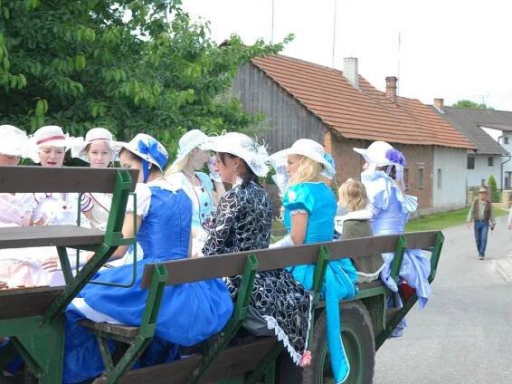 V Třebnouševsi hostili o víkendu rodáky