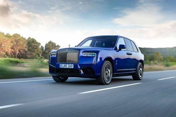 Evropská nejbohatší třída má jasno. Nejprodávanější Rolls-Royce je ten na elektřinu