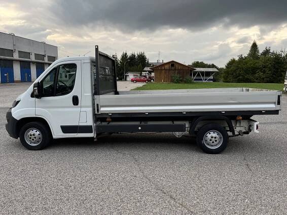 Peugeot Boxer 2017 valník - Dodávky Morava.cz