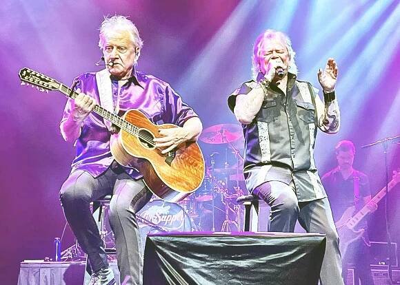 Air Supply still a success after nearly 50 years - Air Supply