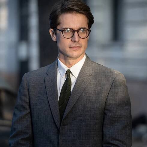 Lucas Bravo trades aprons for Dior suits in 'Mrs Harris Goes to Paris'