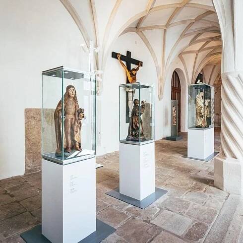 Český Krumlov, kláštery : Objevuj památky