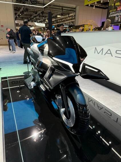 Pandora na největší výstavě motocyklů EICMA 2024 Milano - Pandora Alarm