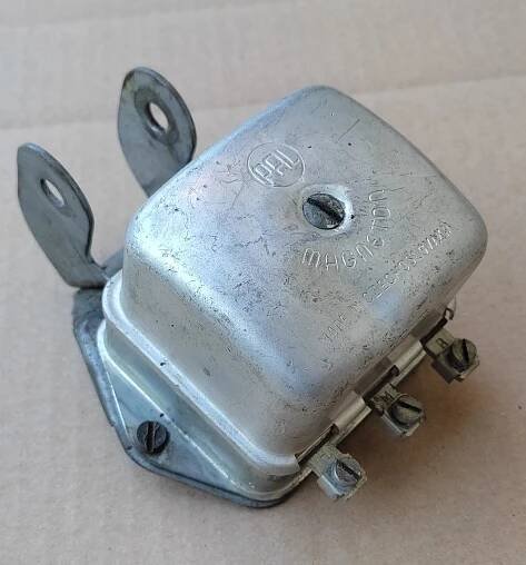 JAWA ČZ - Regulátor dobíjení 6V 75W Magneton