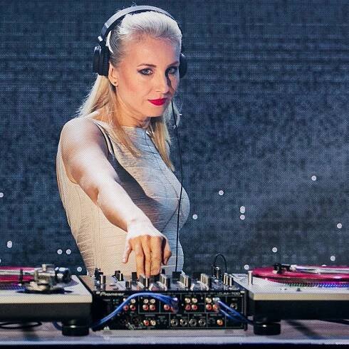 DJ Valida