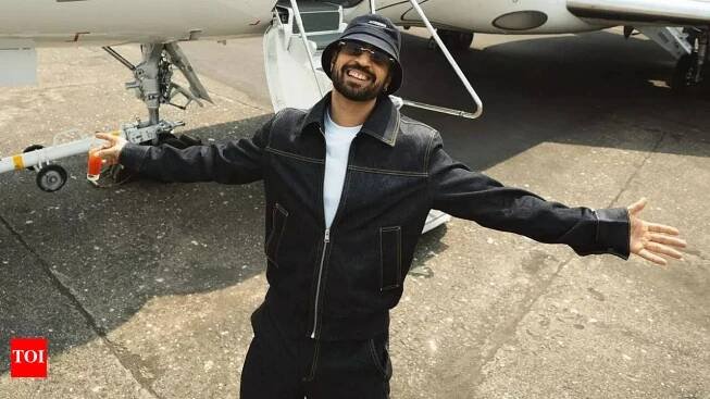 Diljit Dosanjh shares a lovely message for his young fan who watched his Delhi concert from her verandah: 'Beta, come, I have tickets for you and your family'