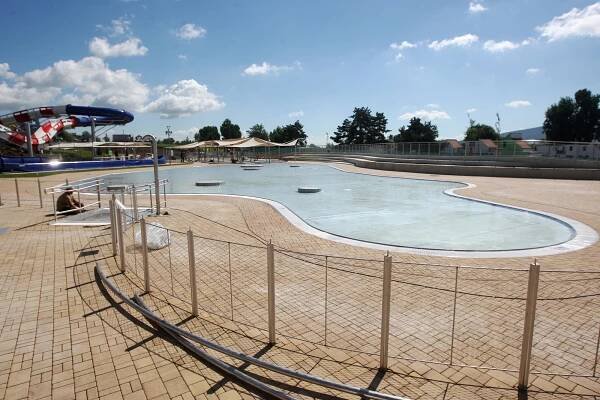 Tobogán, líná řeka i vodní svět s vodotrysky. Aqualand Moravia ukázal novinky