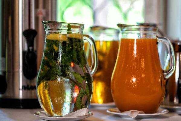 Domácí limonády na Dvorcích | dvorce.cz