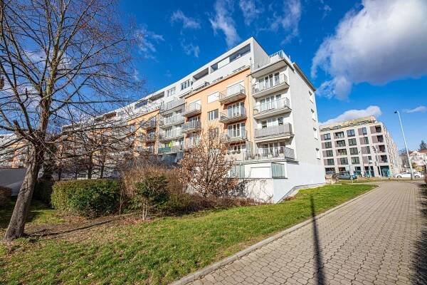 Prodej bytu 3+kk, 64 m2, terasa 12m2, Praha 10 Strašnice, ull Počernická – QARA