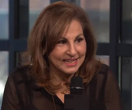 Kathy Najimy Biography - Facts, Childhood, Family Life & Achievements