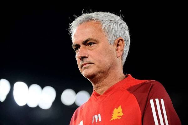 Mourinho chválí Slavii: Může hrát Ligu mistrů, s ostatními jsou body povinnost