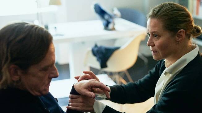 Tváří v tvář - Privatklinikken - Z filmu - Olaf Johannessen, Trine Dyrholm