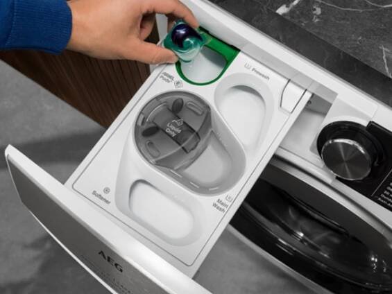 AEG LFR73964VC PRAČKA HLUBOKÁ PŘEDEM PLNĚNÁ PROSTEAM® 7000 | Jihočeské Elektro | Servis chlazení České Budějovice