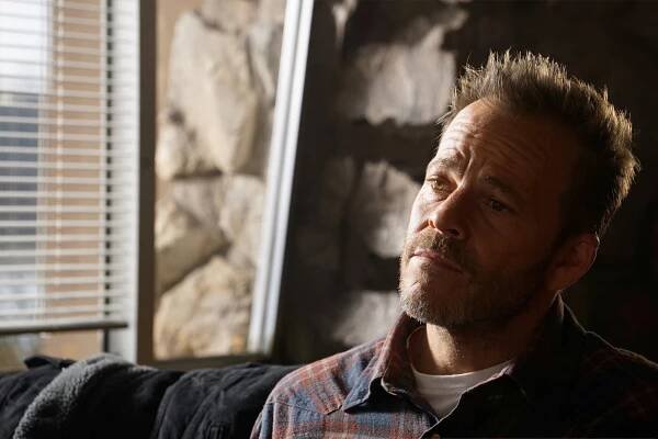 Deputy - 10-8 Paperwork - Z filmu - Stephen Dorff
