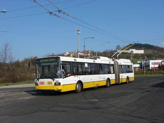V Ústí nad Labem vyjel po opravě trolejbus Škoda 22 Tr | Československý Dopravák
