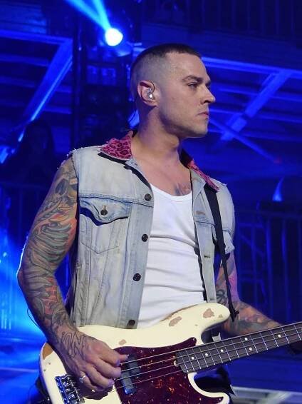 Matt Willis - Wikipedia