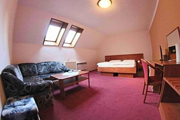 Hotel Koruna Karlštejn, Karlštejn | Hotely Penziony .cz