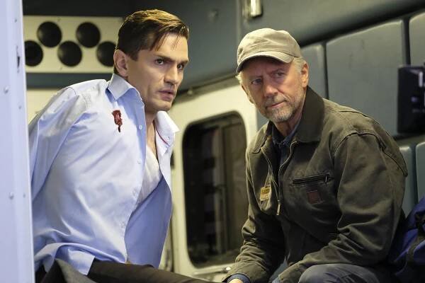 Sam Witwer, Xander Berkeley - Supergirl - Man of Steel - Z filmu