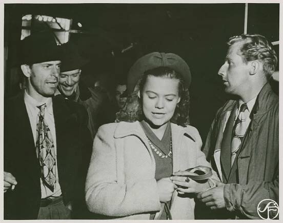Yngve Nordwall, Nine-Christine Jönsson, Bengt Eklund - Přístav - Z filmu