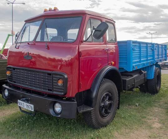 MAZ-500 - AvtoTachki