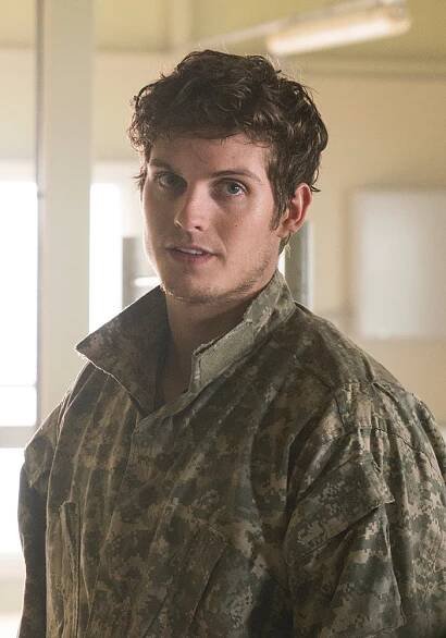Daniel Sharman