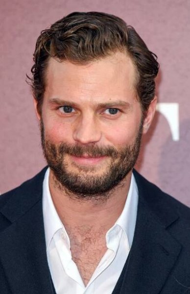 Jamie Dornan's Medium Scissor Crop