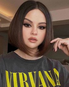 Selena Gomez wearing an inverted bob haircut