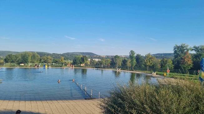 Koupaliště s přírodním čištěním vody Radotín – Hygienická stanice hlavního města Prahy