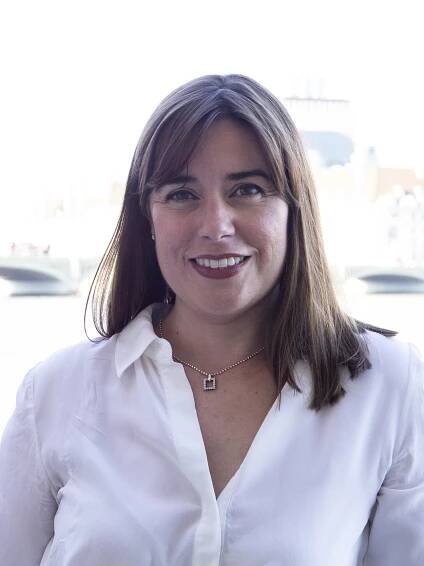 Laura Taylor.jpg