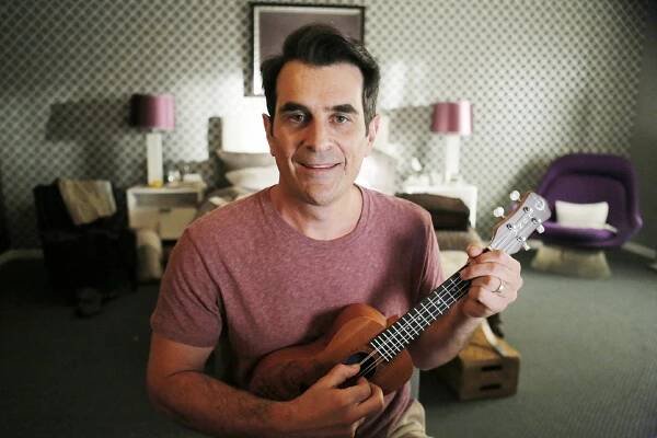 Taková moderní rodinka - Americký skyper - Z filmu - Ty Burrell