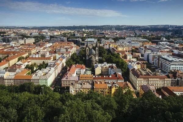 Trendy místa v Karlíně: Kulinářský a kulturní ráj v srdci Prahy
