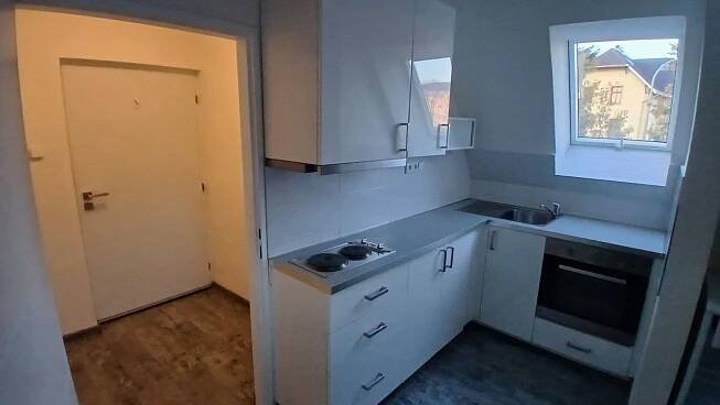Pronájem bytu 1+1 28 m², Budyšínská, Liberec, Liberecký kraj