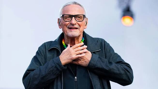 "Keine Aussicht auf Heilung" - Drama! Konstantin Wecker kann nie wieder Klavierspielen
