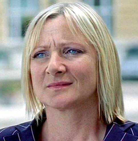 Lesley Sharp – Wikipedia